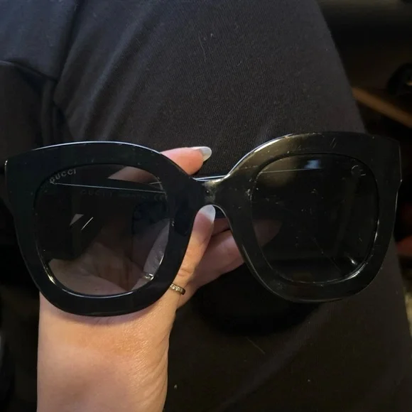 GUCCI GG0208S Round Frame Star Grey Gradient Black Sunglasses - Picture 12 of 16